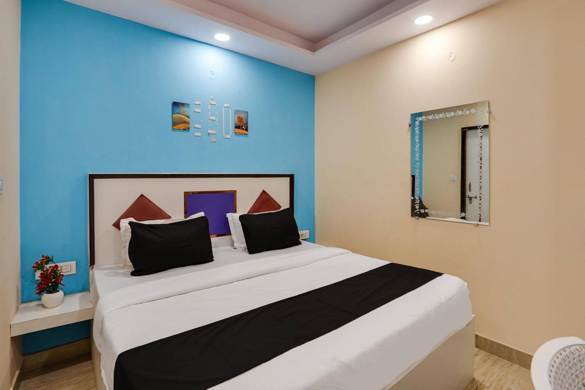 Super Hotel O Hotel Gold Star Neu-Delhi Exterior foto