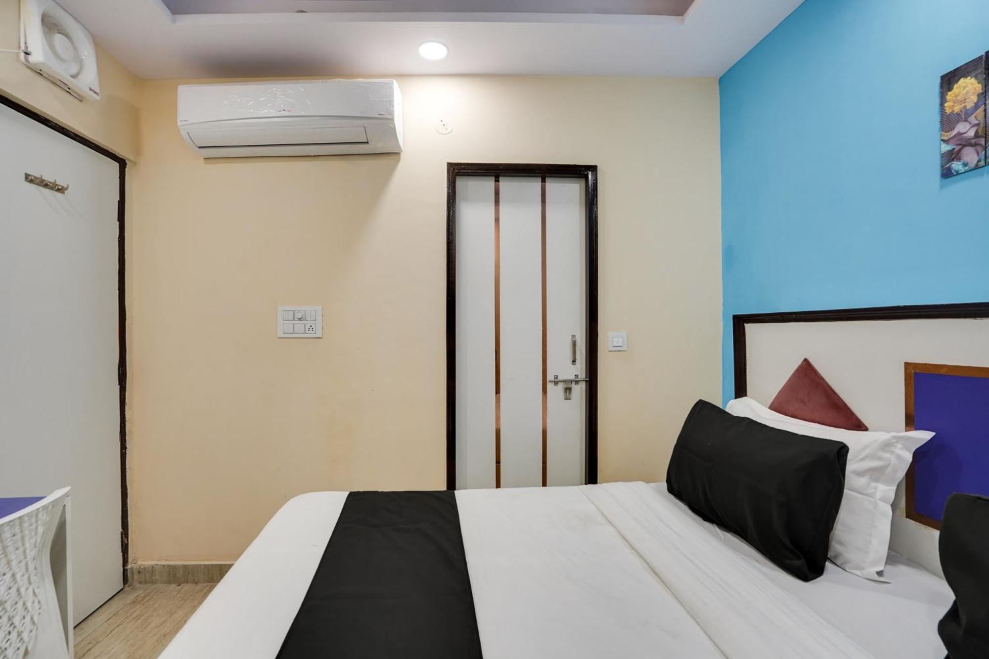 Super Hotel O Hotel Gold Star Neu-Delhi Exterior foto